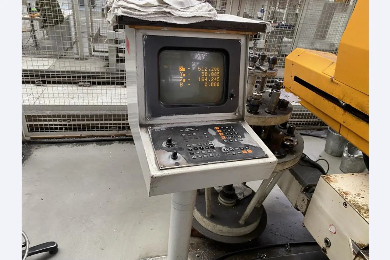 Metallbearbeitungsmaschinen und Arbeitsausrüstung (Sicherheitsschuhe)-3